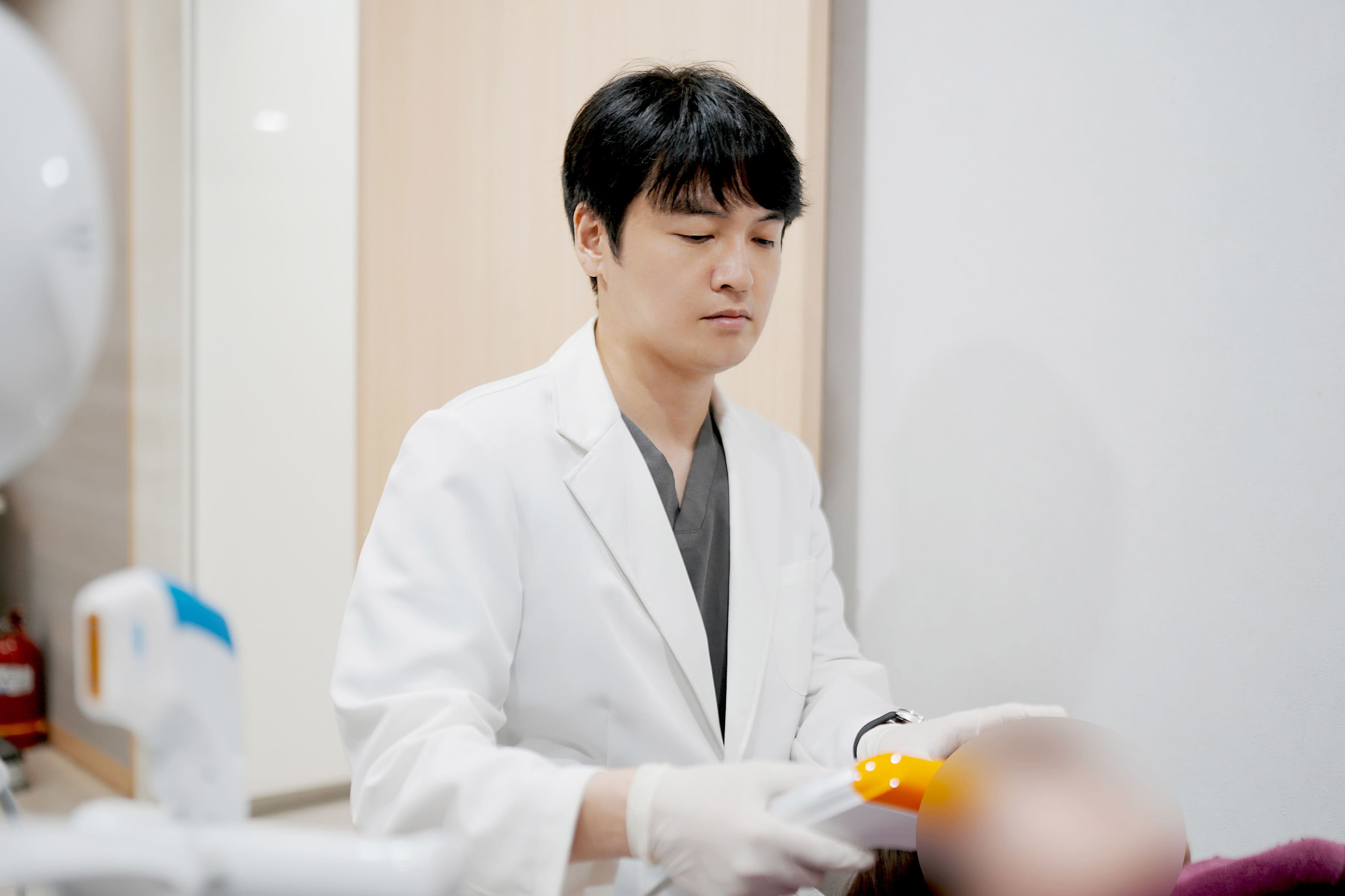 분당서현피부과, 분당피부과, 서현피부과, 유앤미클리닉, 슈링크, 실리프팅, 제모, 윤곽주사, 보톡스, 리프팅, 덴서티, 장철원원장