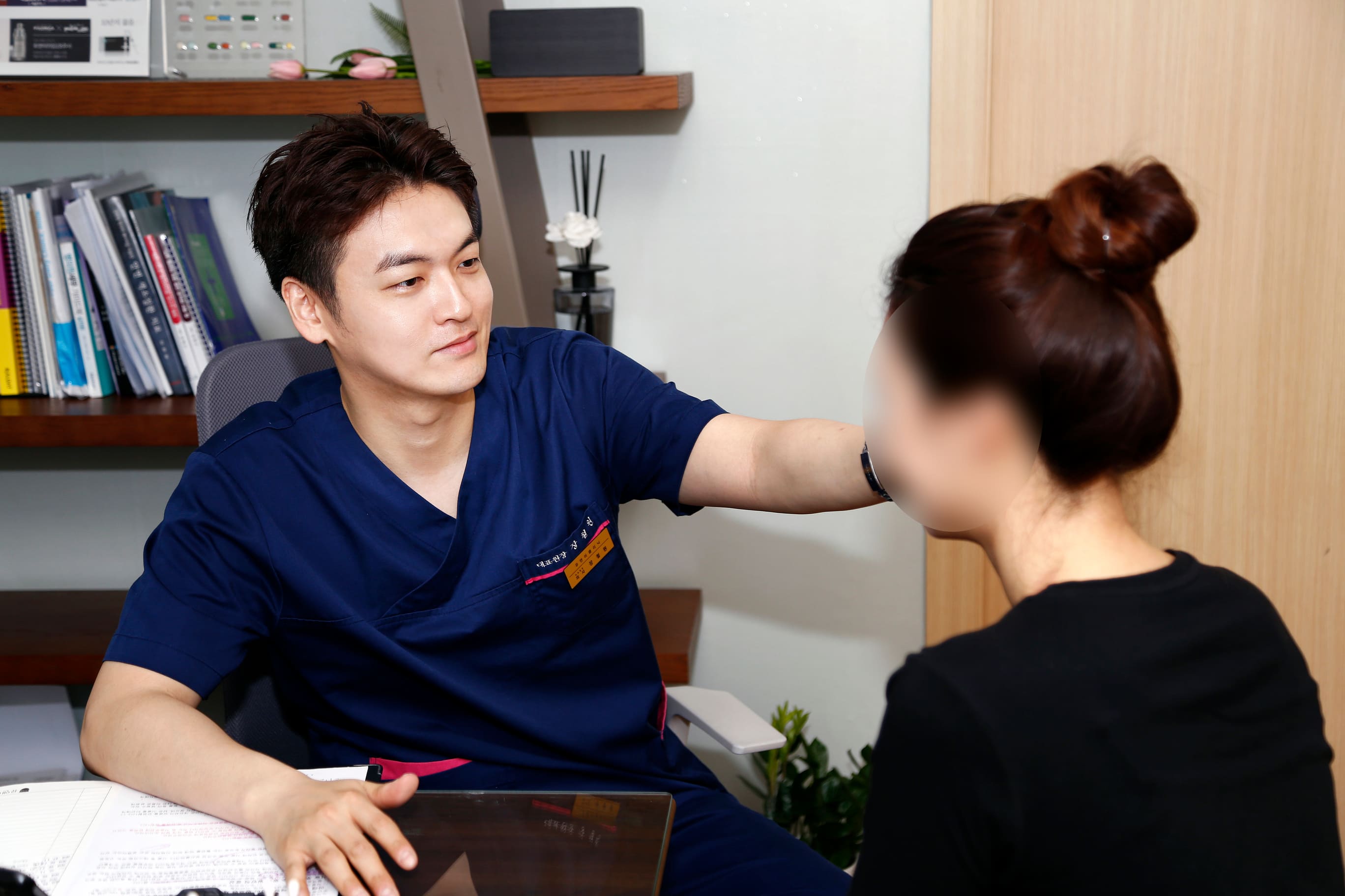 분당서현피부과, 분당피부과, 서현피부과, 유앤미클리닉, 슈링크, 실리프팅, 제모, 윤곽주사, 보톡스, 리프팅, 덴서티, 장철원원장