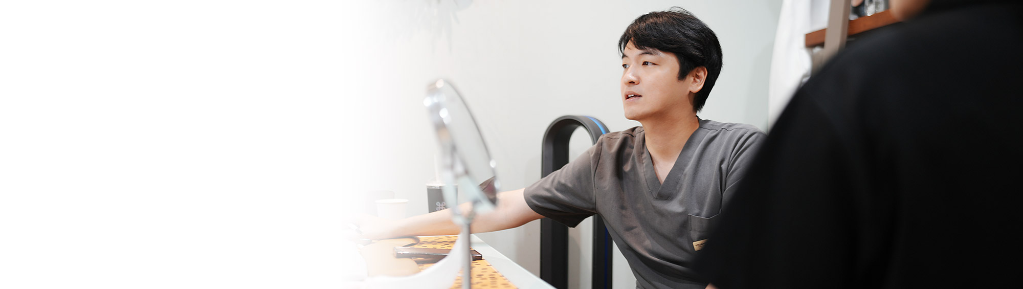 대표원장 진료 모습